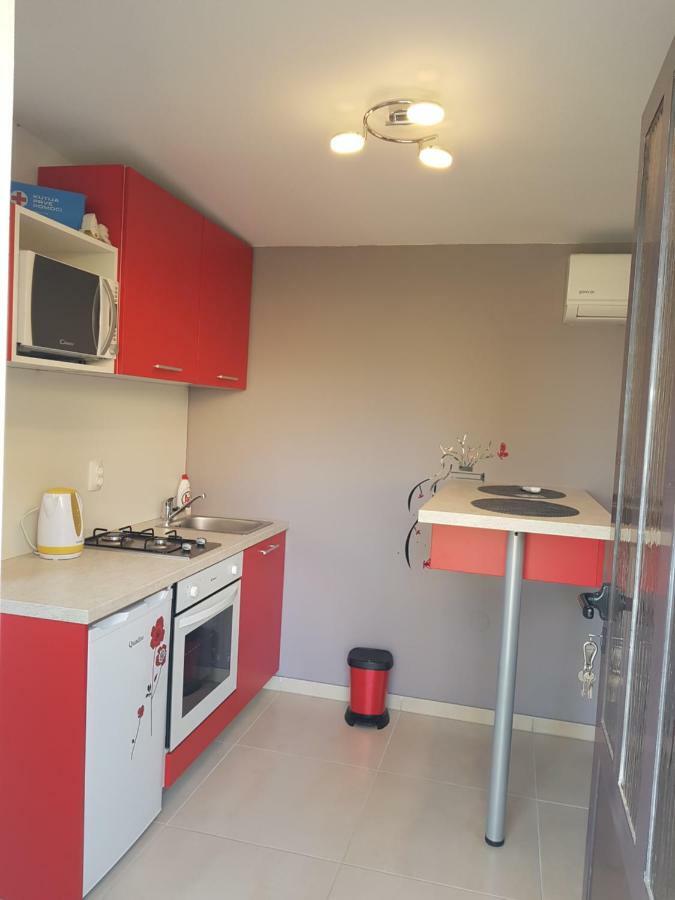 Urinj Apartment Кострена Екстериор снимка